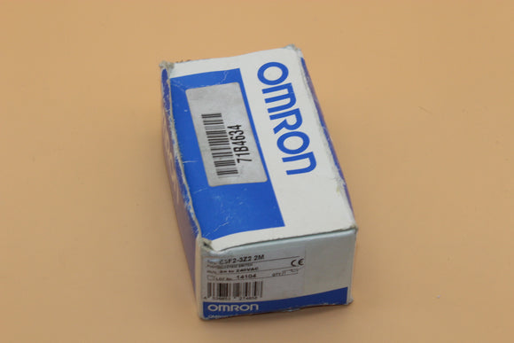 New | OMRON | E3F2-3Z2 2M | PHOTOELECTRIC SWITCH 14104 24 TO 240 VAC