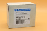 New | Telemecanique | XPSAT5110  |  MONITORING DEVICE FOR EMERGENCY STOP 0610554   24V AC/DC